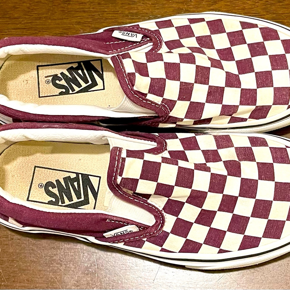 Vans slide on